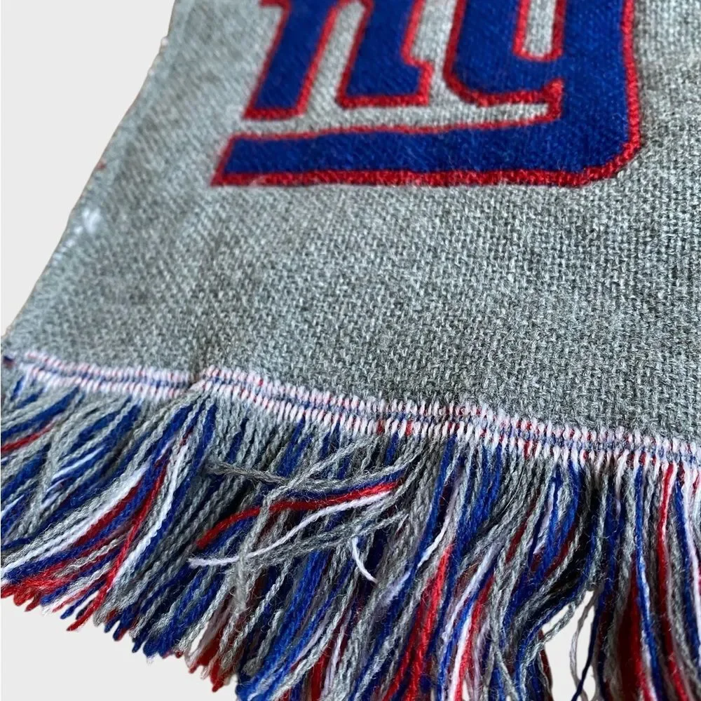 Foco New York Giants Football NFL Scarf Grey Red Blue Fringed Unisex Cozy Preppy